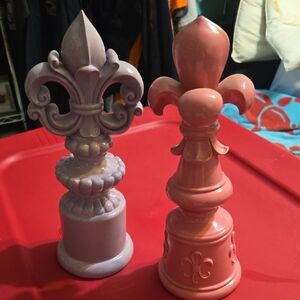 Decorative Fleur-de-Lis Sculptures - Purple and Pink